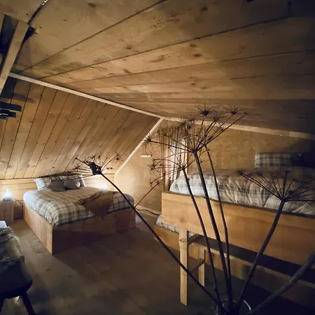 De La Folie Apartment